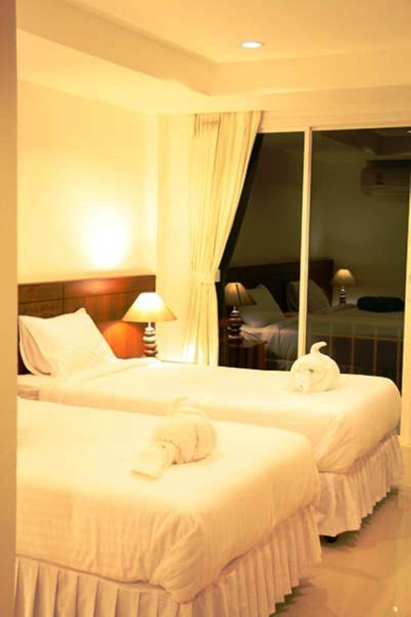 Kirati Beach Resort Choeng Mon Exterior foto